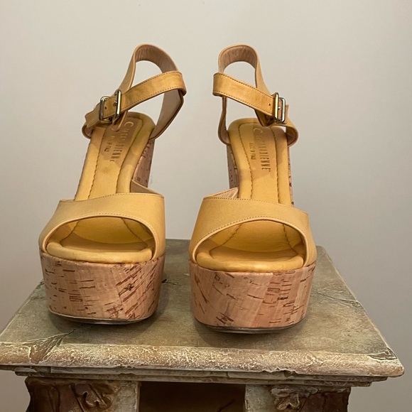 La Canadien cork leather heels size 37 (6-6.5) - Picture 3 of 10